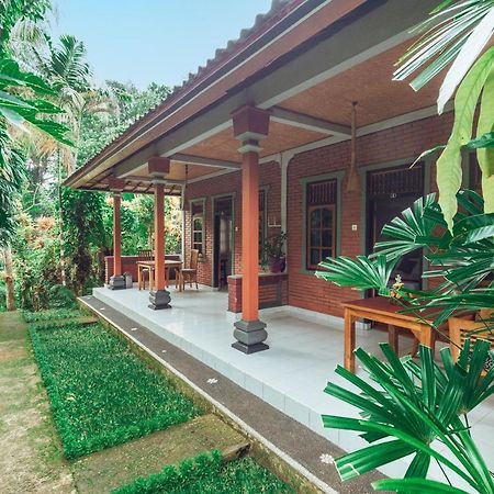 Suastika Lodge Ubud Kültér fotó